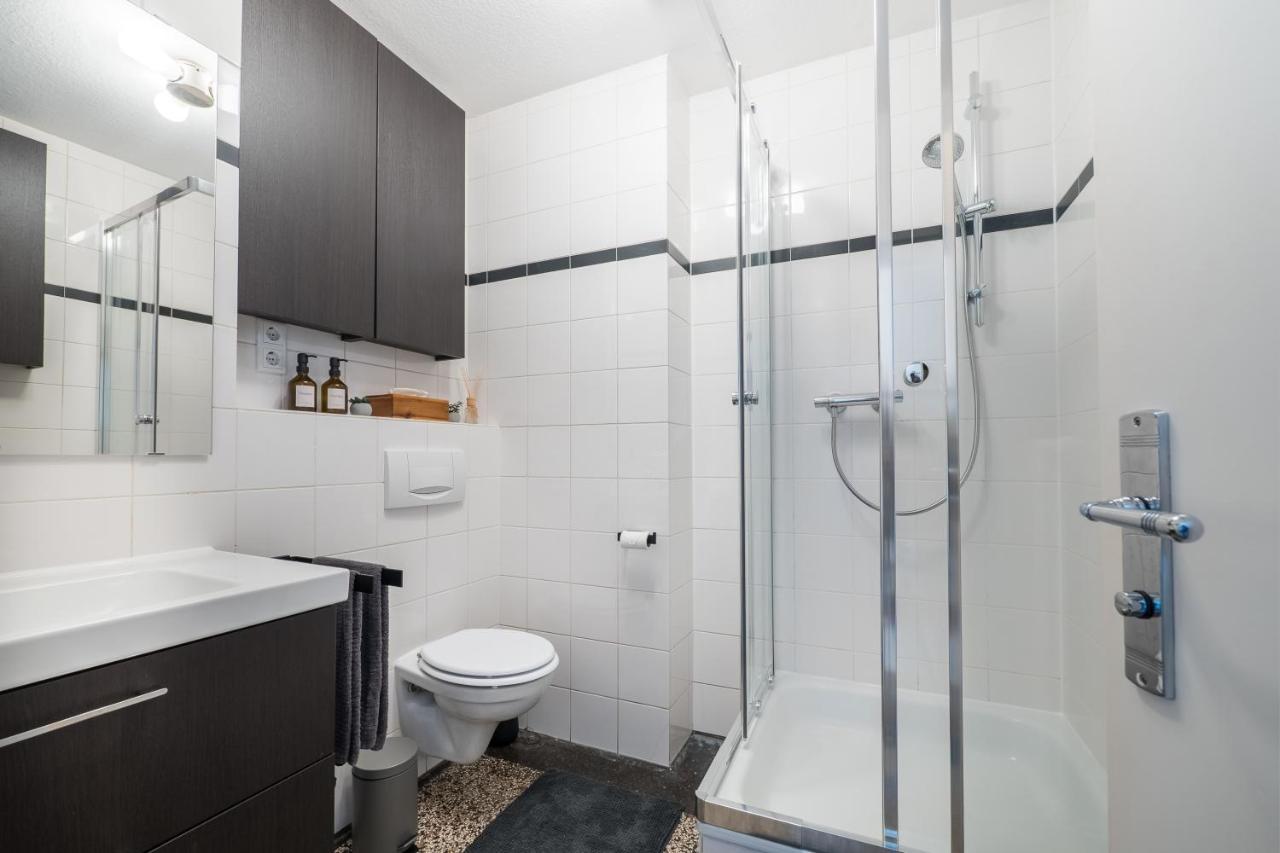 Schwarzlins Loftraum - Stilvolles Apartment Mit Smart Tv, Netflix, Disney Plus, Schnellem Wlan, Parken, Nespresso Занкт-Інґберт Екстер'єр фото
