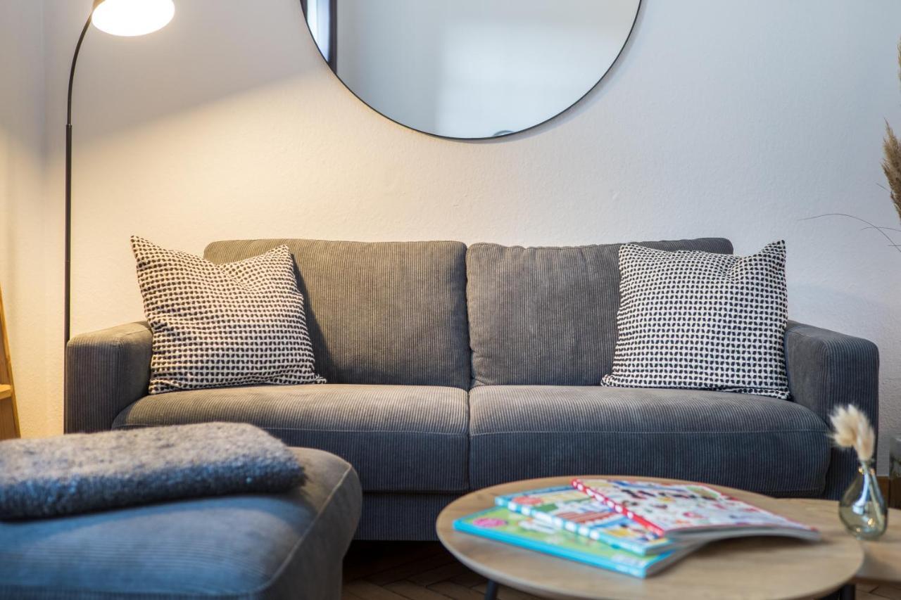 Schwarzlins Loftraum - Stilvolles Apartment Mit Smart Tv, Netflix, Disney Plus, Schnellem Wlan, Parken, Nespresso Занкт-Інґберт Екстер'єр фото
